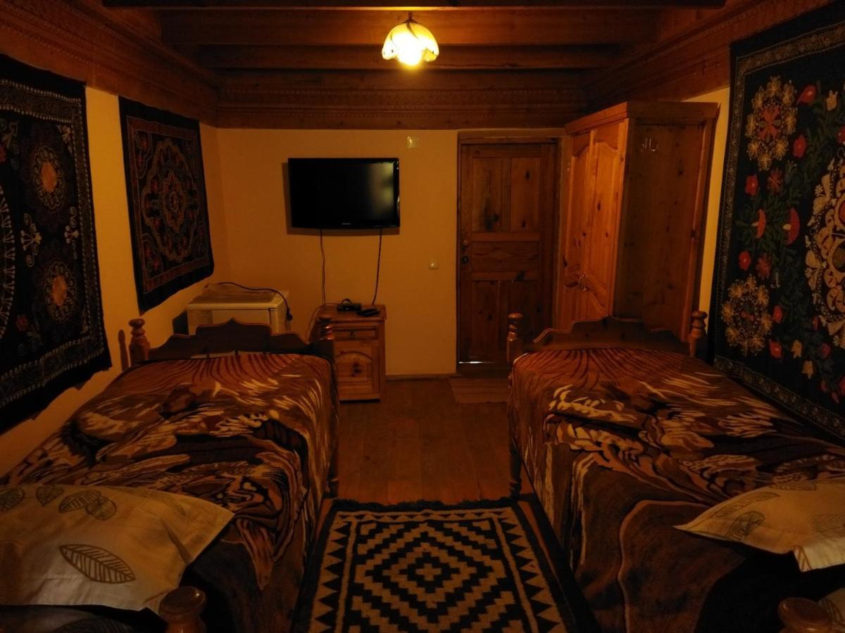 Ethno Guest House Caravan Tamchy Exterior foto