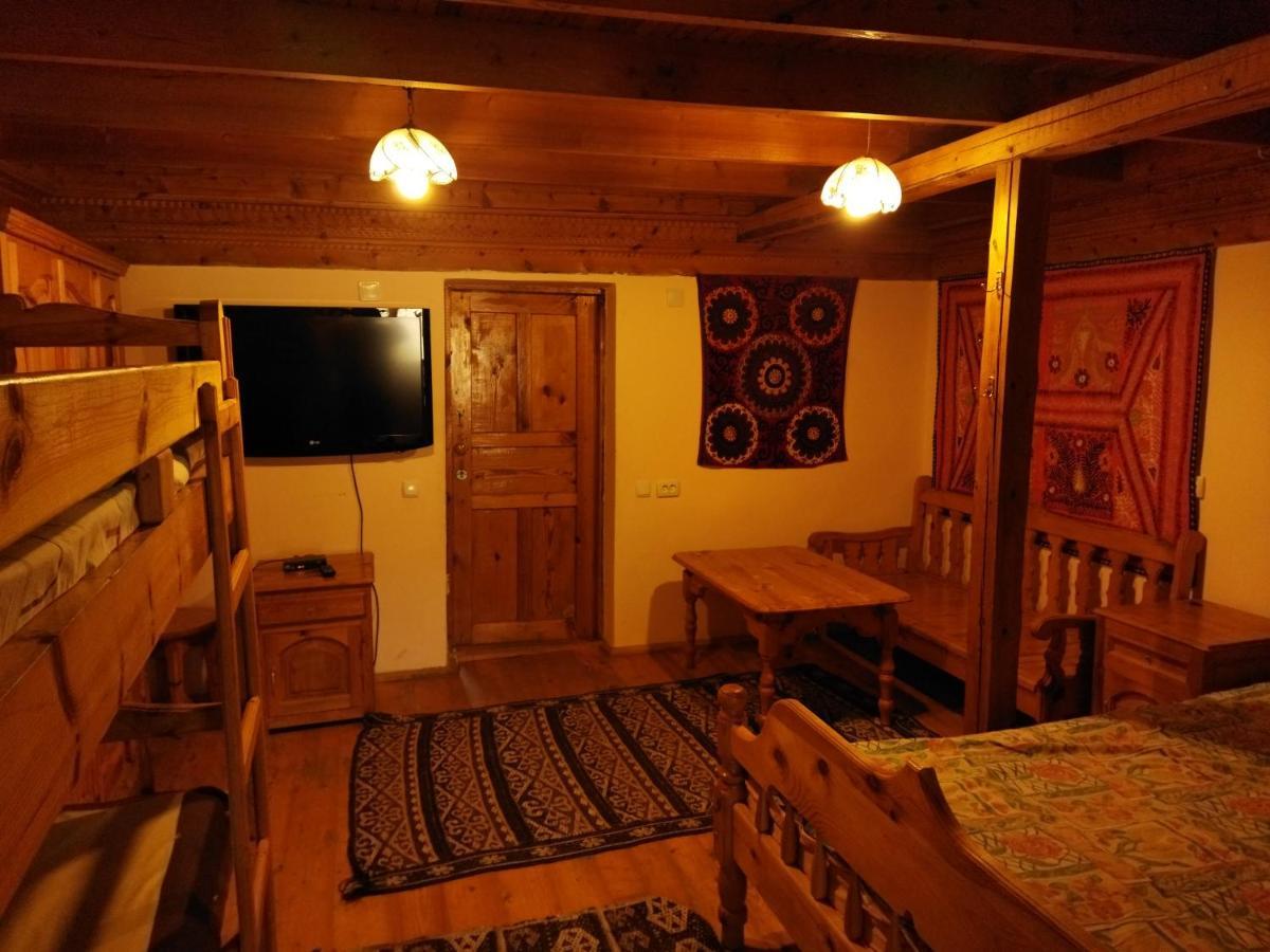 Ethno Guest House Caravan Tamchy Exterior foto